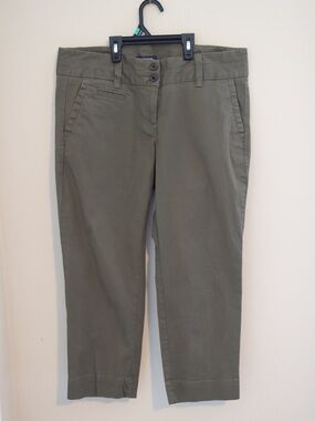Lands’ End Green Capris